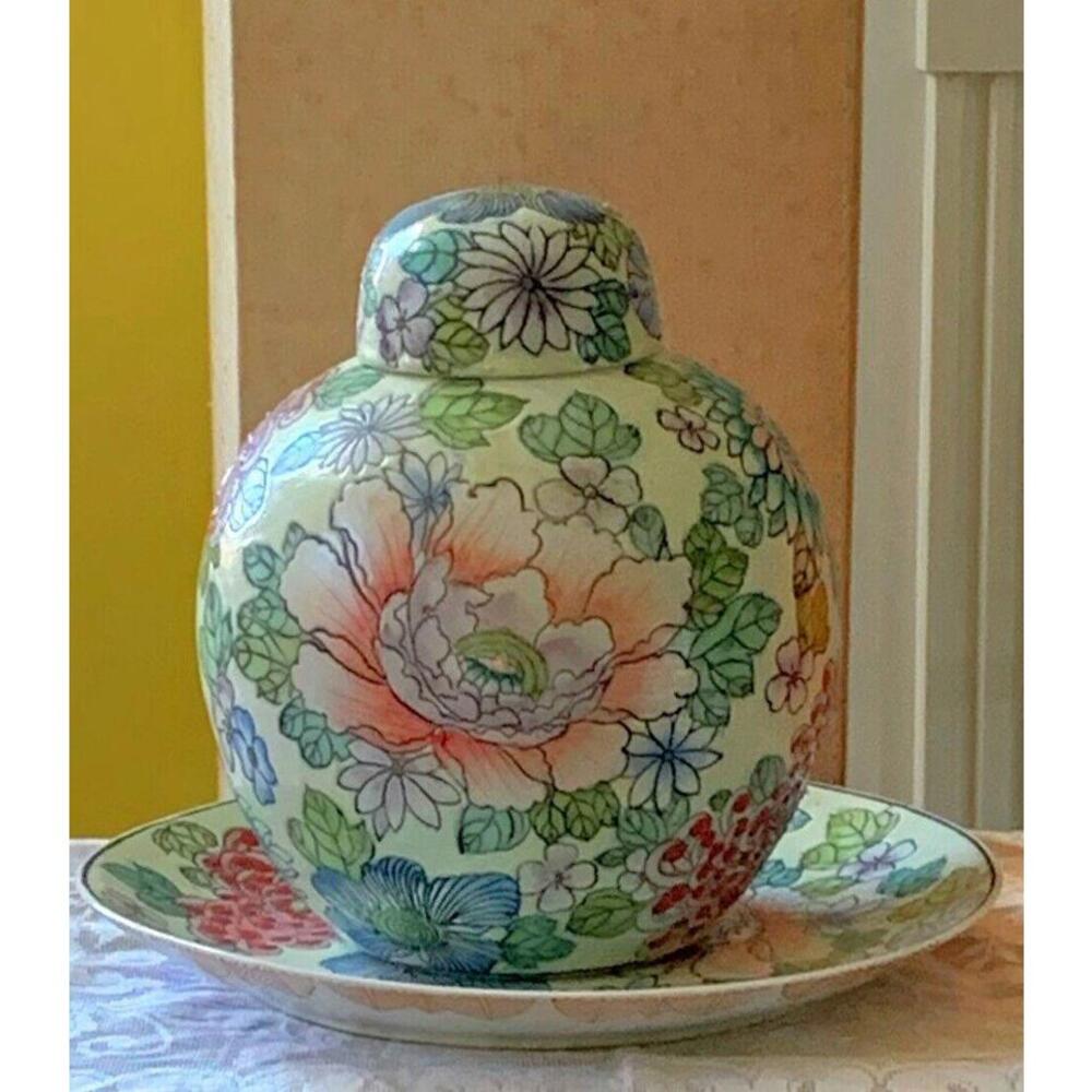 Rare Vintage Chinese Qing Flowers Vase Antique Porcelain Jar 13.5”Tall Asian
